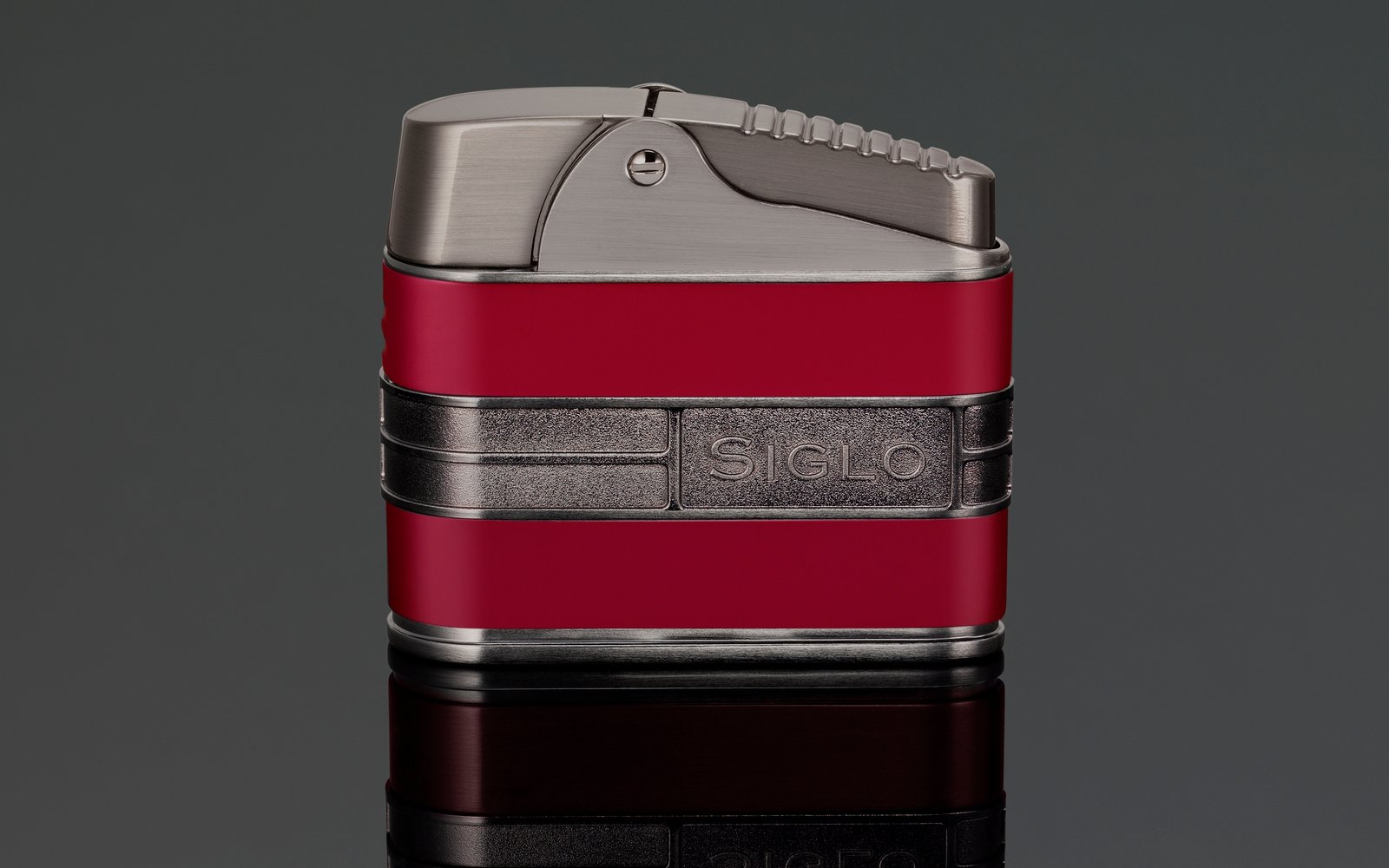 Gun & Red 